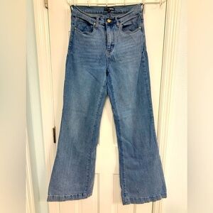 Fashion Nova flare jeans, size 5/27, classic denim